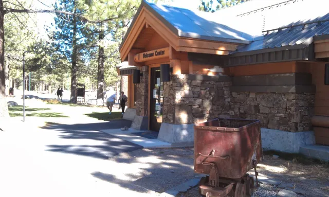 Mammoth Lakes Welcome Center