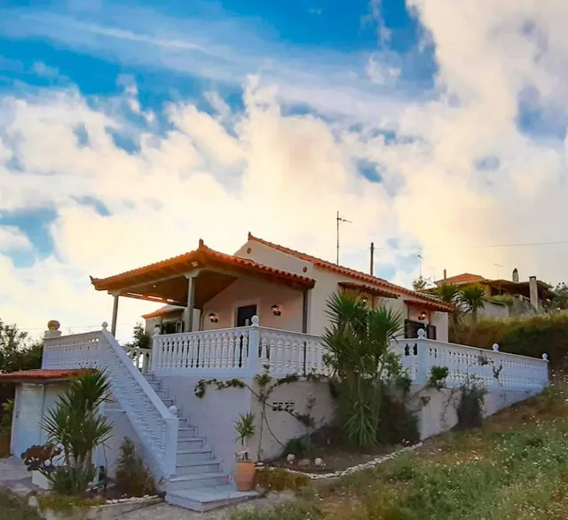 Nature Villa by the shipwreck