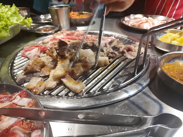 Samgyupsahl Restobar