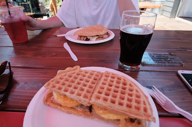 Smaaken Waffle Sandwiches