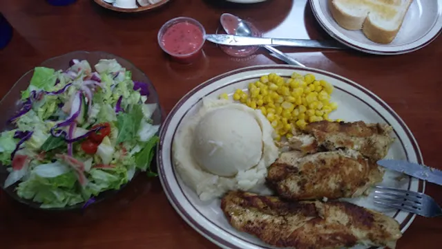 Donna's Family Dining