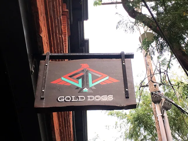 Gold Dogs