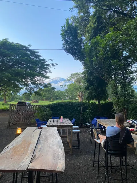 CHEERS BALCONY LOUNGE