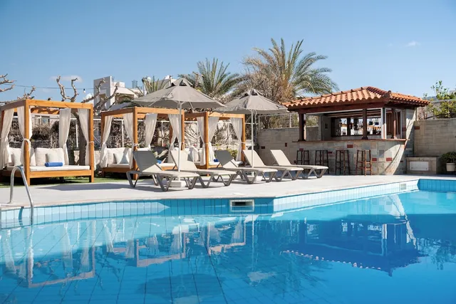 Dimitra Hotel & Apartments