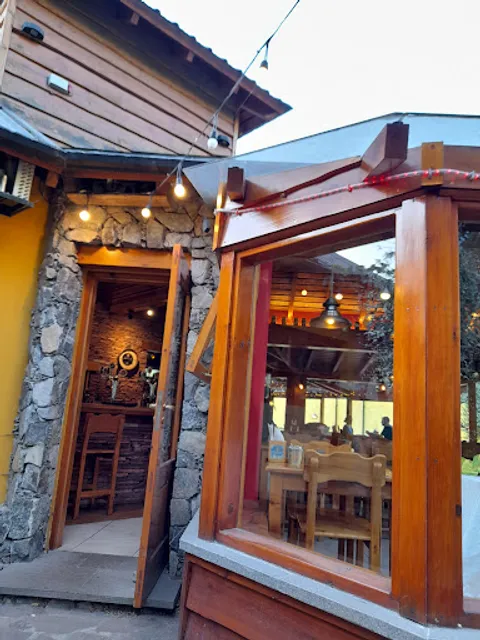 La Bandurria Nueva etapa Bodegón, Resto-bar & Cervecería