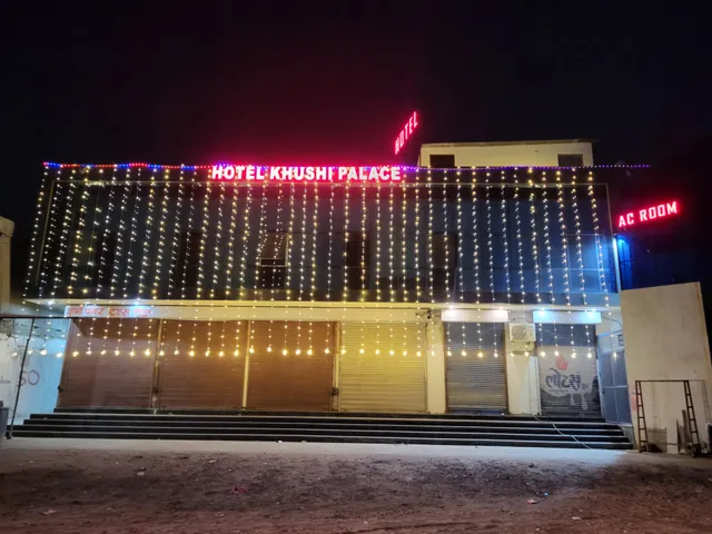 Hotel khushi palace