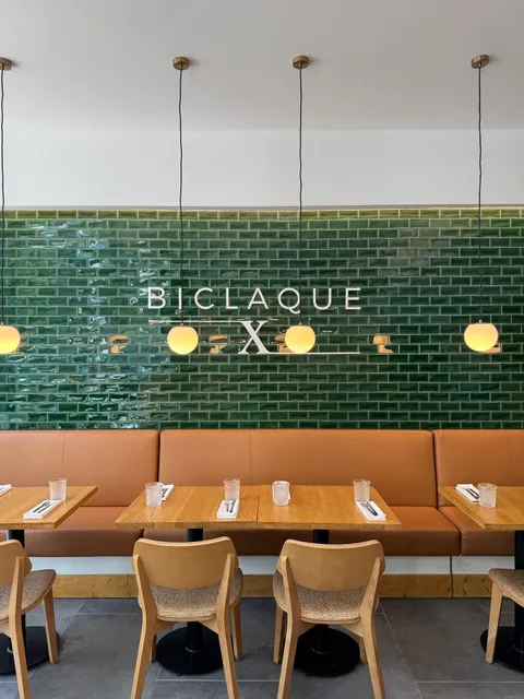 Biclaque X