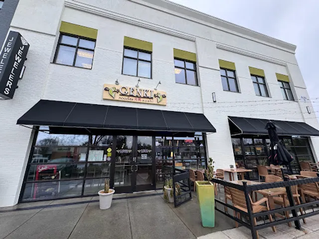 Genki Noodles & Sushi