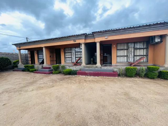 The Journey Guesthouse Mzinti