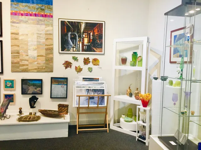 Gallery Q Artists Cooperative