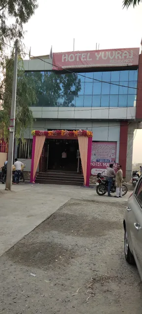 OYO 49414 Hotel Yuvraj Residency