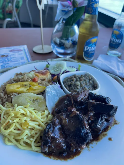 Shawama Restaurant and bar