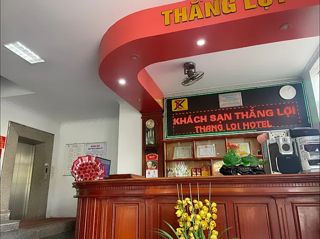 Khách sạn Thắng Lợi