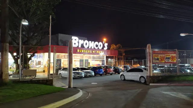 Bronco's Burgers and Fries