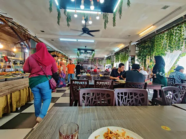 RUMAH MAKAN NASI KAMPUNG (CHERAS)
