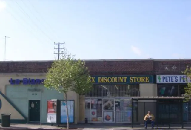 Alex Discount Store