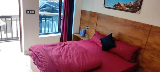 Hotel Gayatri Gaurikund