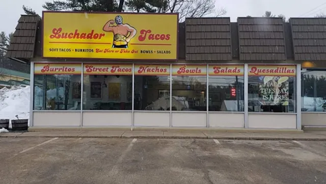 Luchador Tacos