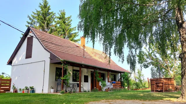 Öreg Hársfa Vendégház