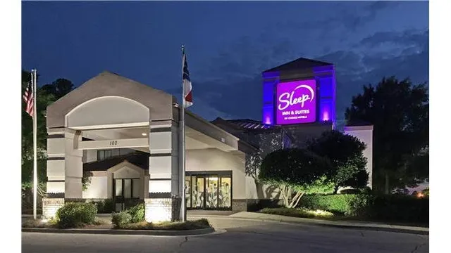 Sleep Inn & Suites Spring Lake - Fayetteville near Fort Bragg