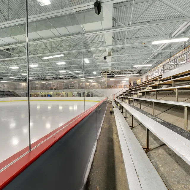 Roseville Skating Center