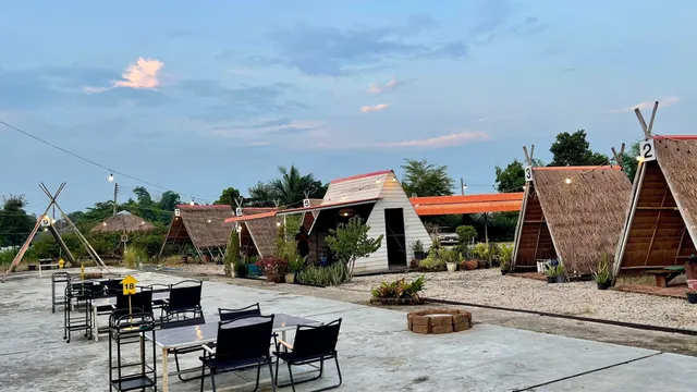 อาเหมย หม่าล่า 5 บาท ปิ้งย่าง ชาบู & บาร์