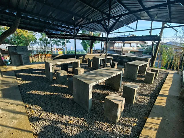 MY OWN COFFEE & EATERY