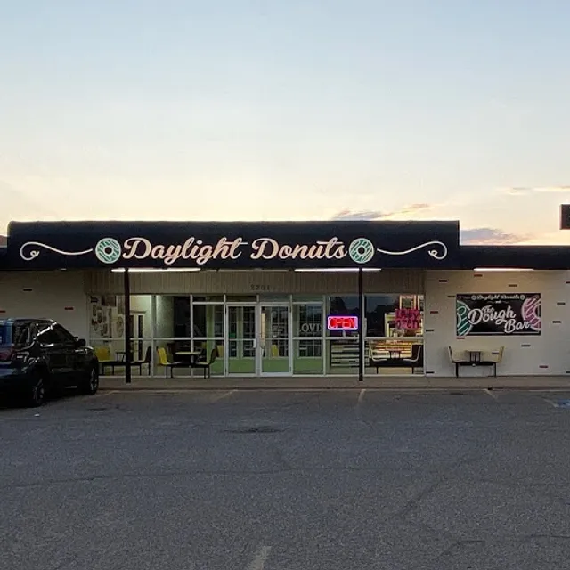 Daylight Donuts