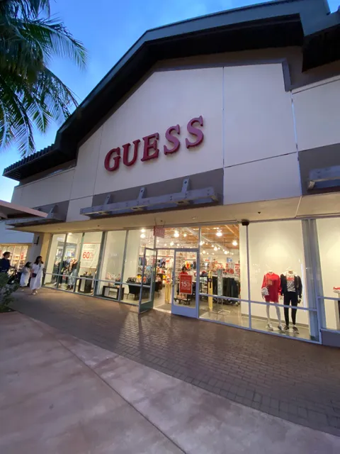 GUESS Factory