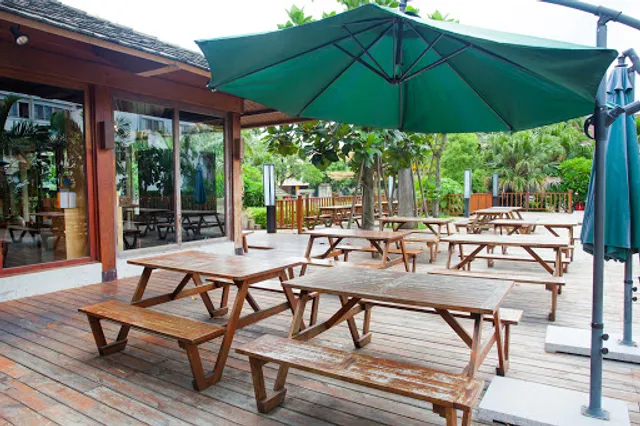 易鼎活蝦 (台中店)