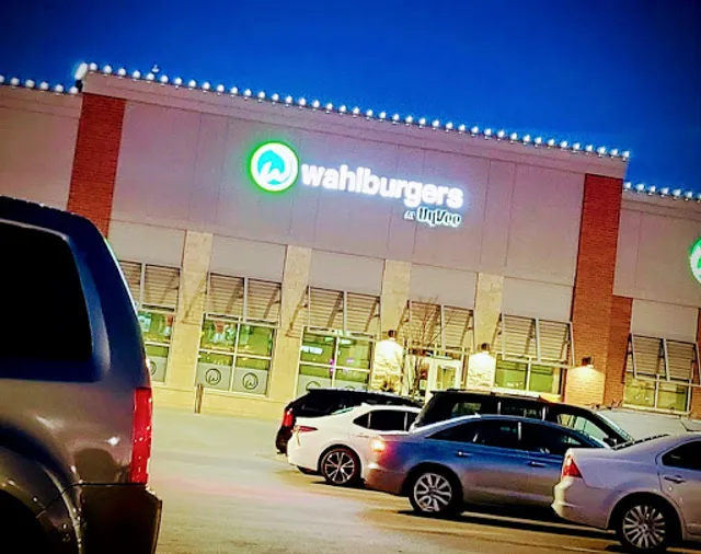 Wahlburgers @ Hy-Vee