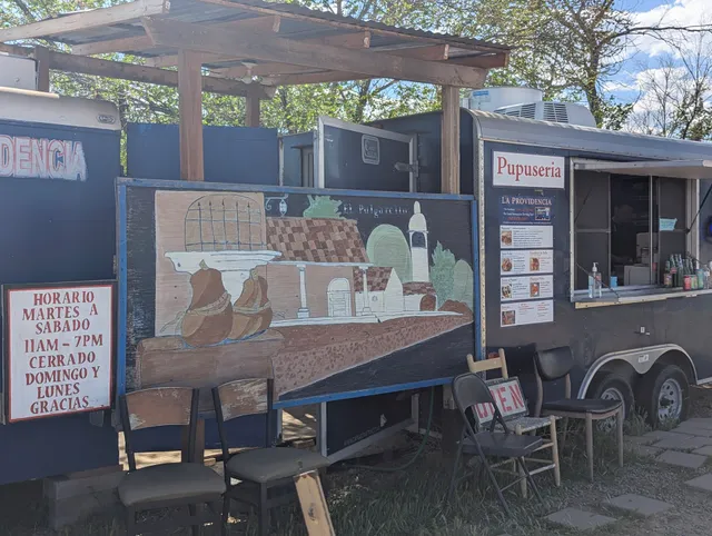 Pupuseria Y Lonchera La Providencia