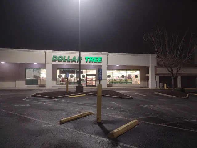 Chippewa/Watson Shopping Center