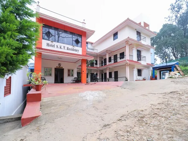 Capital O 77304 Hotel S K T Residency