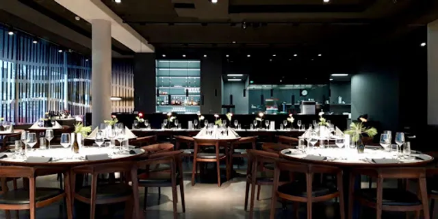 Schillings im Schauspielhaus