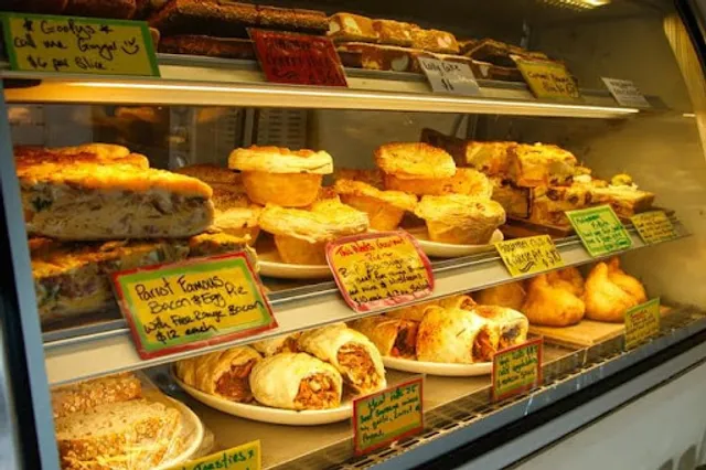 The Perching Parrot Cafe