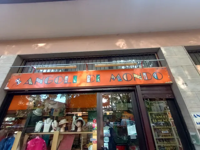 Angoli di Mondo Madonna Pellegrina