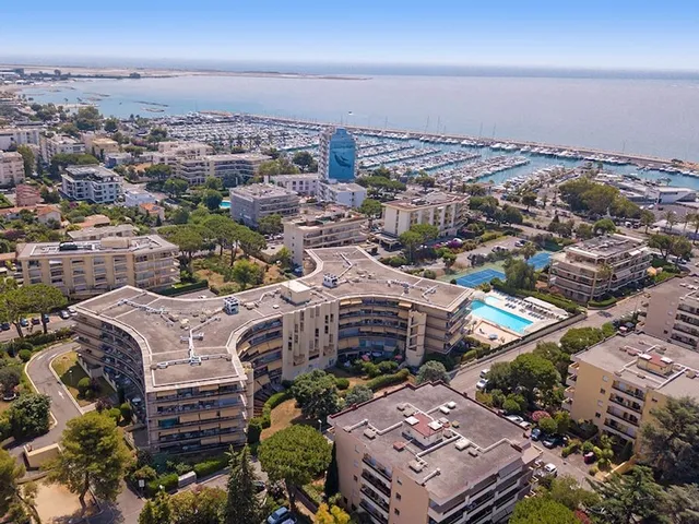 Pierre et Vacances Heliotel Marine