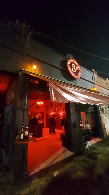 Quinto dos infernos bar