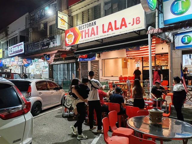 Thai Lala JB