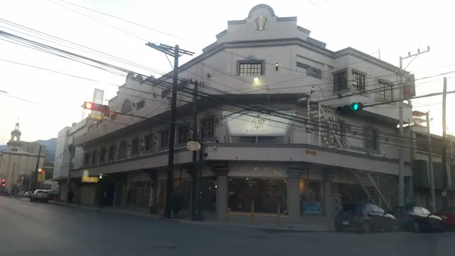 DEL CENTRO HOTEL
