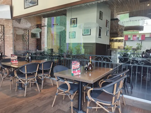 Italianni's Tlalnepantla Carso