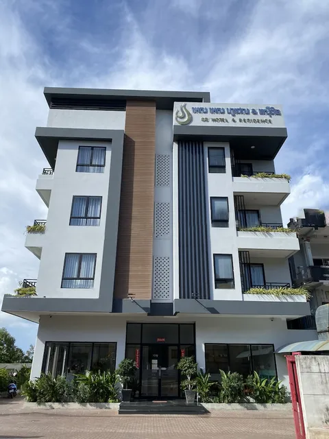 SS Hotel & Residence
