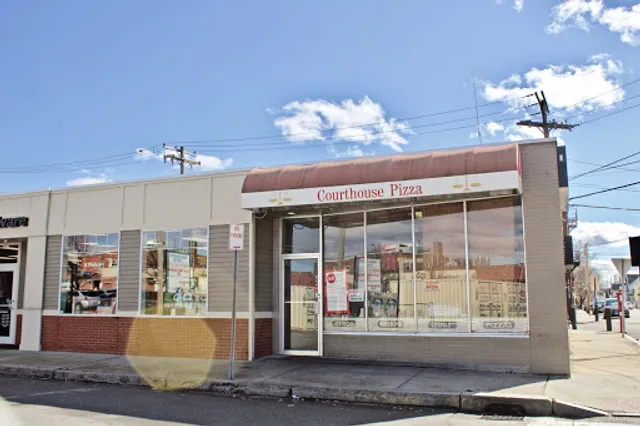 Courthouse Pizza & Subs