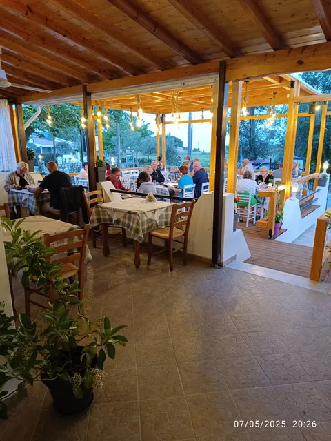 SYMPOSIO Taverna