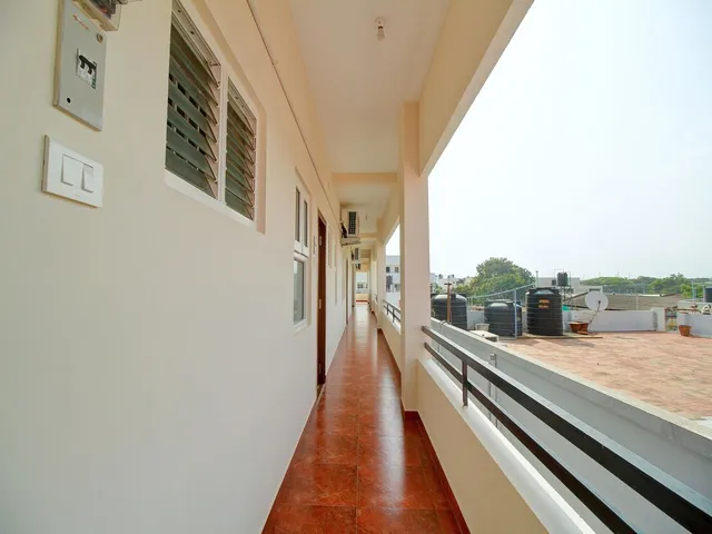 OYO 12798 Soundaryam Apartments