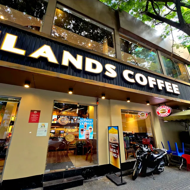 Highlands Coffee – Calmette