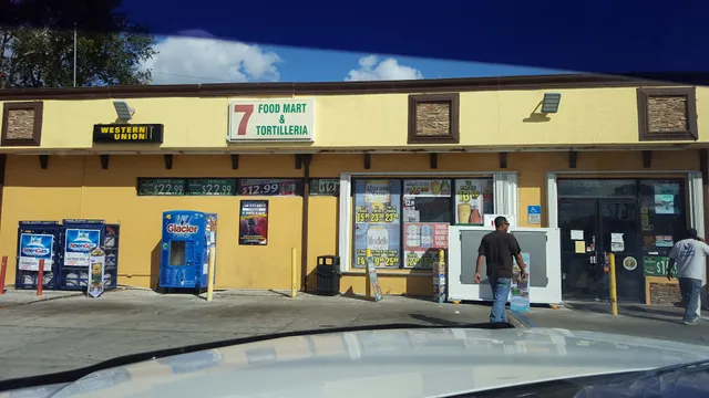 7 Food Mart & Tortilleria