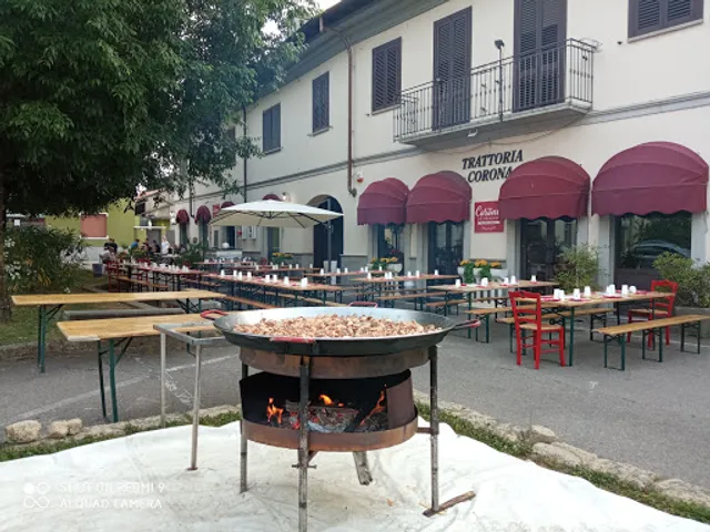 Corona Bar Gelateria Trattoria Di Merlotti Marilena E Merlotti Elisa