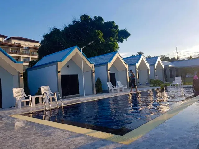 CC Beach Resort ซีซีบีชรีสอร์ท